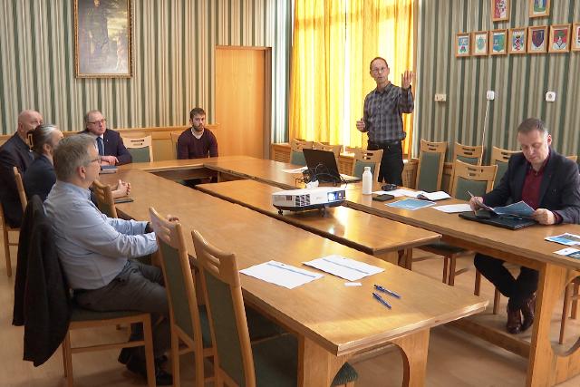 Fórum az energiastratégiáról a vármegyeházán