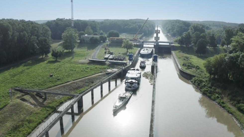 Tihany, Szntd, Balaton s Tomaj - j kompok s katamarnok rkeznek a Balatonra