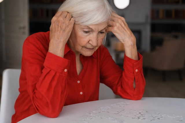 Mi történik a demenciával élőkkel napnyugta után?
