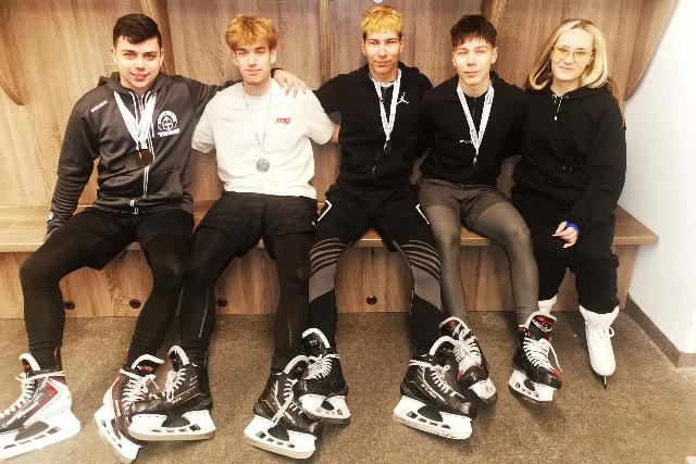 Zrínyis éremeső Debrecenben: országos sikerek a gyorskorcsolya diákolimpián