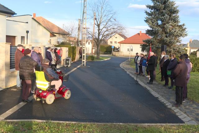 Koszorzssal tisztelegtek az ldozatok eltt