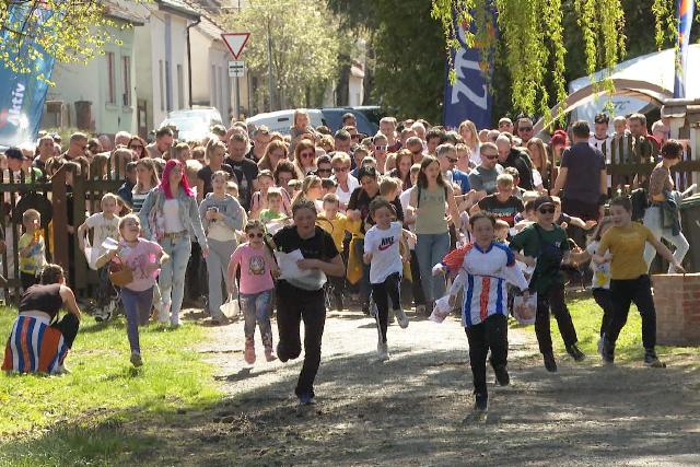 Tojáskereső tájékozódási futás a Göcseji Falumúzeumban