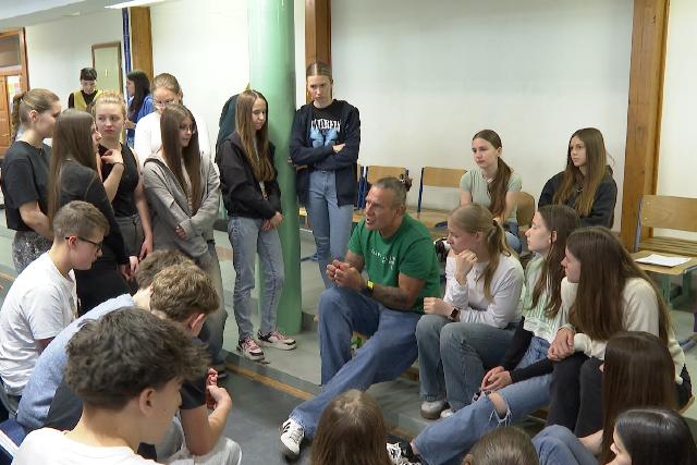 Drogprevenciós sorozat fiataloknak