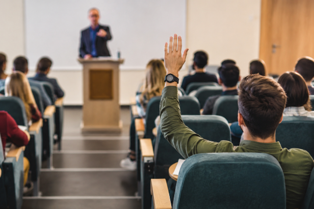 Visszakapcsolódott Magyarország az Erasmus-programba