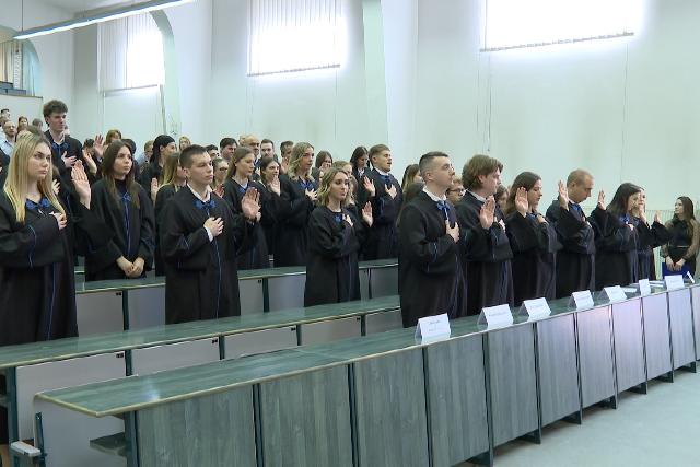 Diplomaátadó: versenyképes tudással a munkaerőpiacra