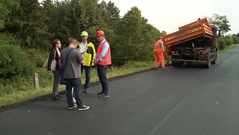 j tburkolatot kapott a Csonkahegyhtat Becsvlgyvel sszekt szakasz