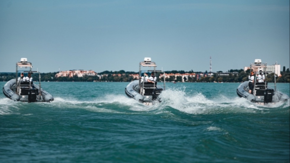 Tizenkilenc embert kellett kimenteni htvgn a Balatonbl