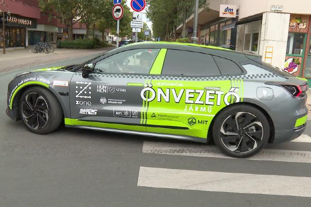 Tanács Zoltán: az önvezető autók a közlekedésbiztonság szempontjából is előrelépést jelentenek