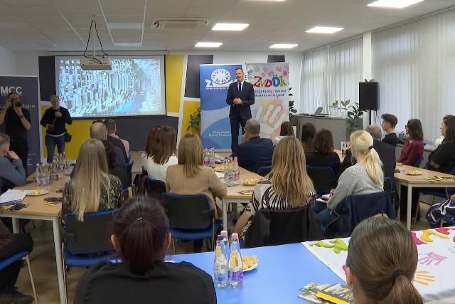 XIII. alkalommal tartottak ifjúsági kerekasztal pikniket