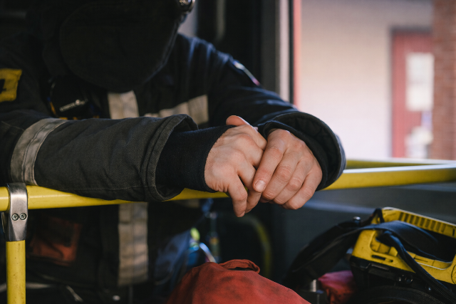 Idős emberhez riasztották a tűzoltókat a Landorhegyi úton