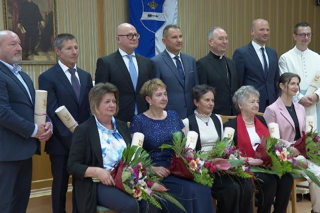 Díjátadás – Ünnepi ülés a vármegyeházán