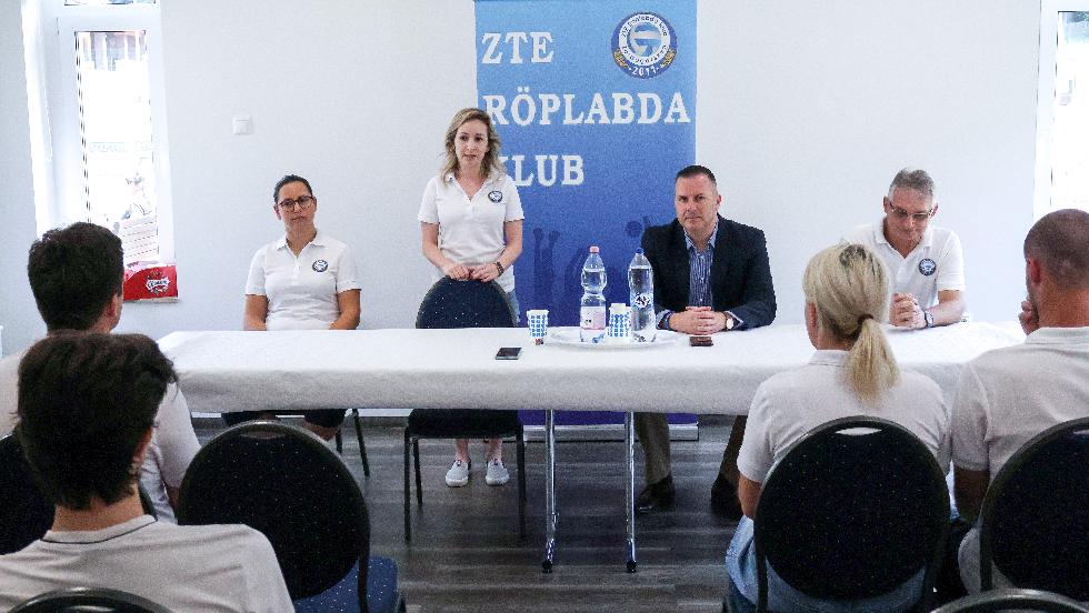 Szezonzr csaldi napot tartott a ZTE RK az Alserdei Sport- s lmnyparkban