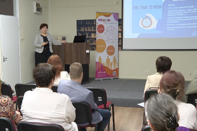 Szakmai napot tartottak a Deák-könyvtárban