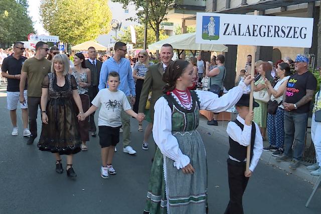 Elkezdődött a Vadpörkölt és Borfesztivál