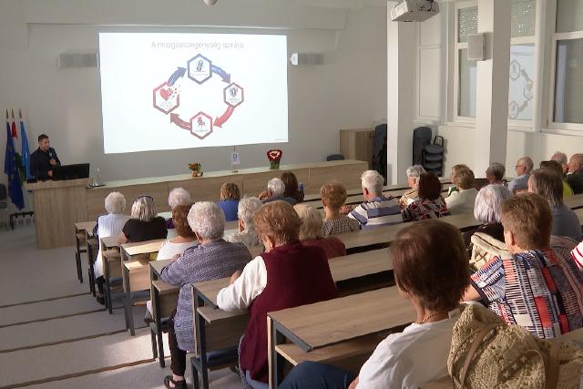 Megrendezték a Szívünk napja egészségmegőrző programot