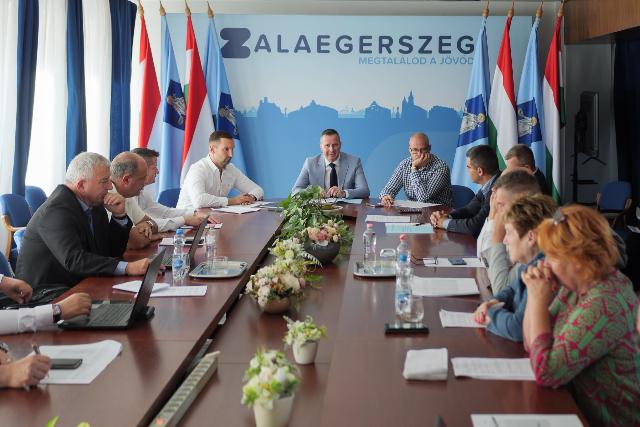Azbesztmentesítés: pályázatot nyújt be Zalaegerszeg, a szükséges önrészt hitelből biztosítanák