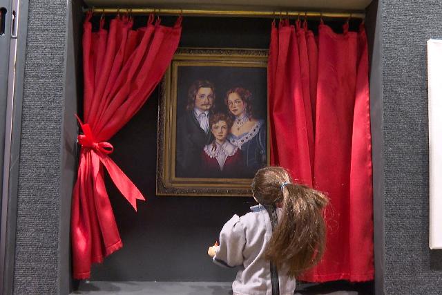 ZegaSztárosok képzőművészeti kiállítása