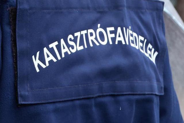 Napok óta nem látták – zalaegerszegi lakásában találtak rá az idős emberre a tűzoltók
