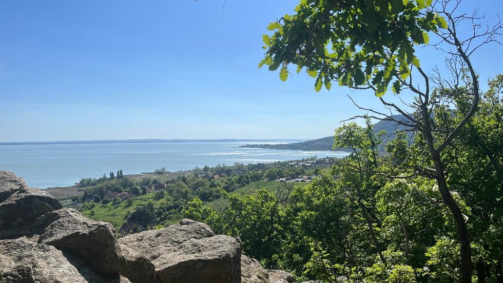 Heteken t szennyvz folyt a Balatonba 