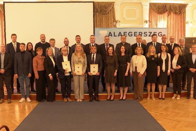 A legnagyobb adózókat köszöntötték