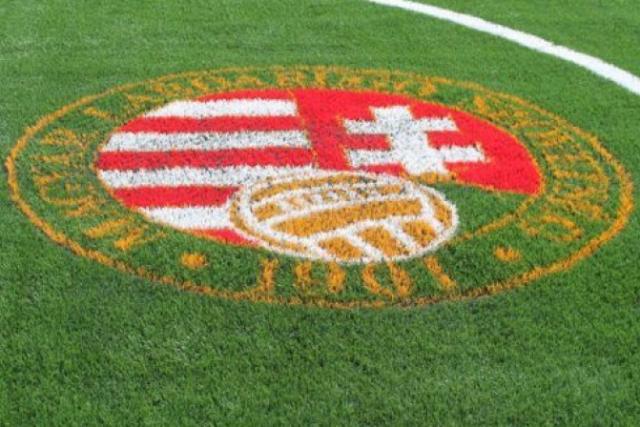 Pénzbüntetést és felfüggesztett szektorbezárást kapott a ZTE FC