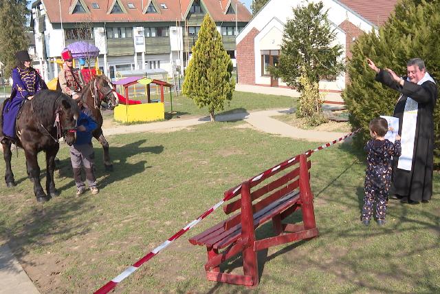 Élménypedagógiai foglalkozás a Szent Család Óvodában