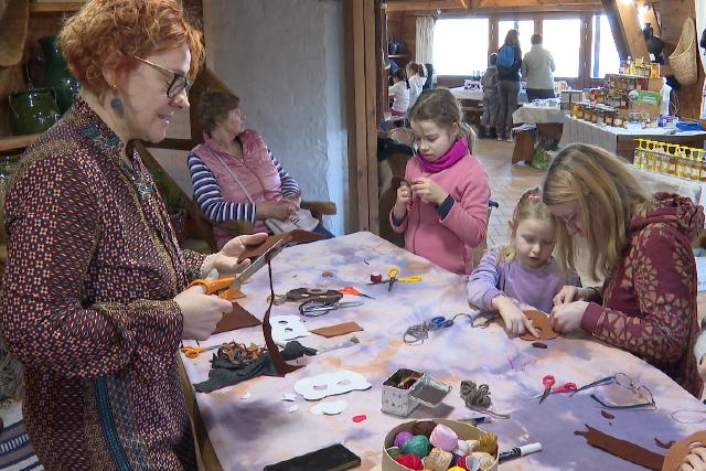 Nyitott Műhelygalériák Napja a farsang jegyében