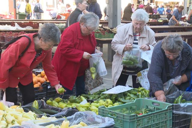Tömegeket vonzott a zalaegerszegi piac