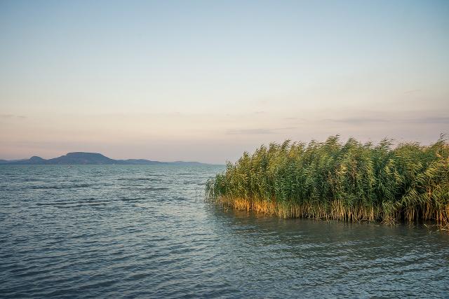 Eljel nlkl csaphat le egy hidegfront a Balatonra vasrnap