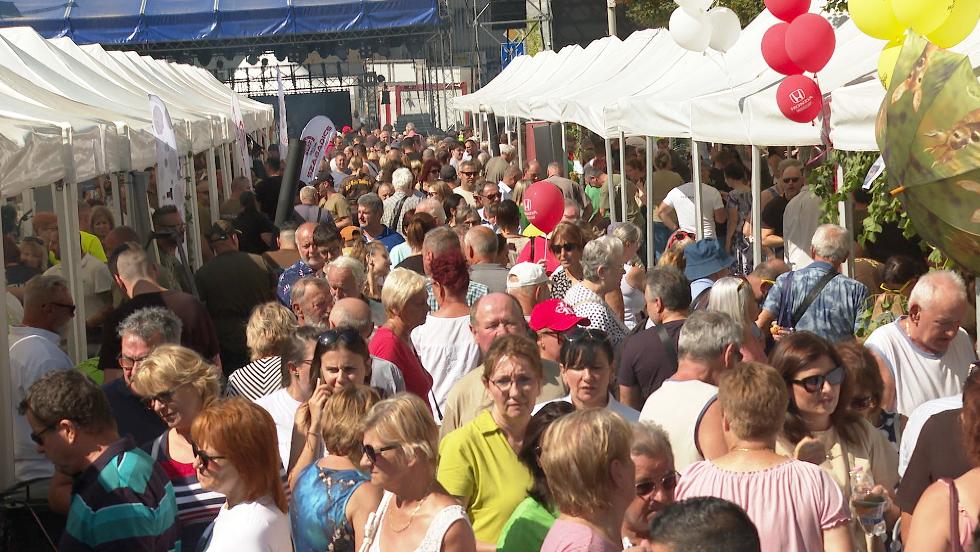 Zsfolsig megtelt a Kazinczy tr fzcsapatokkal