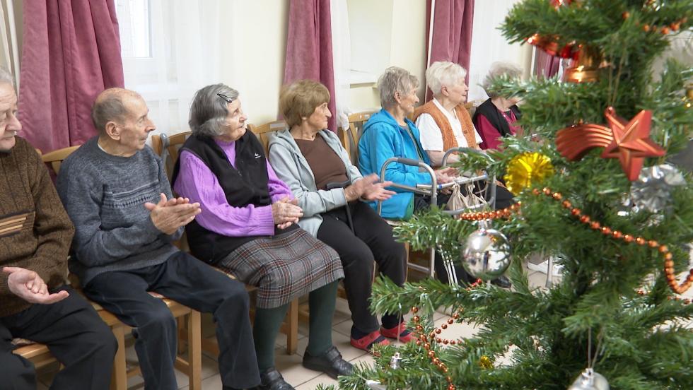 Karcsonyi hangulatok – adventi nnepsg a zalaegerszegi intzmnyekben