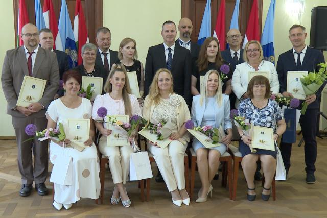 Pedagógusnap alkalmából adtak át elismeréseket