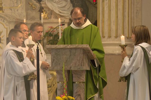 Centenáriumi szentmisét tartottak a Jézus Szíve plébániatemplomban