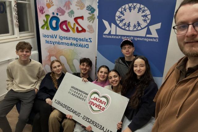 Megkezdődött a szavazás Zalaegerszeg és Dunaszerdahely továbbjutásáért