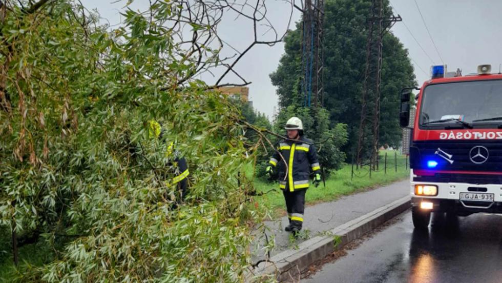 Kidlt fkhoz riasztottk a zalai tzoltkat