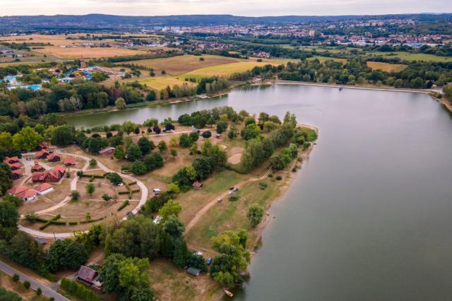40 városfejlesztési cél – Újabb fejlesztések a Gébárti-tónál