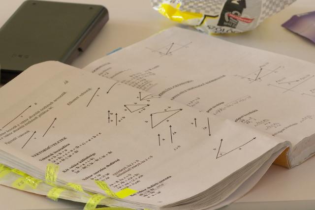 Matematikával folytatódott ma az érettségi