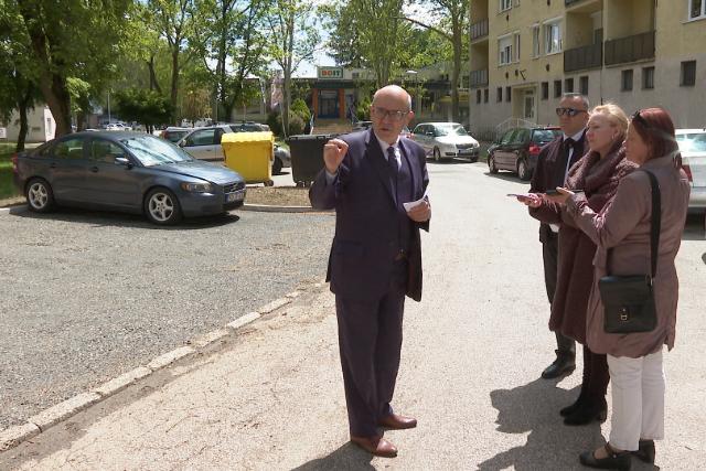 Új parkolók a Landorhegyi városrészben