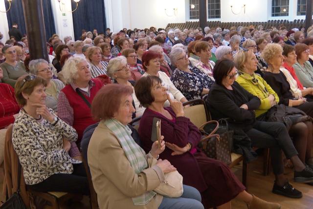 Nőnapot ünnepeltek a szépkorúak