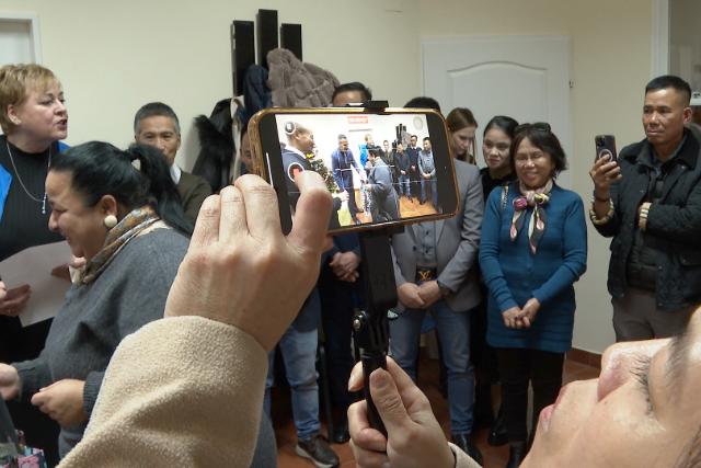 Karácsonyi meglepetéssel kedveskedett a zalaegerszegieknek a vietnámi közösség