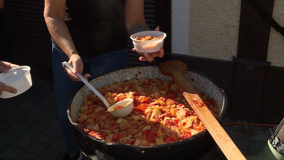 Lecsval vrtk a vsrlkat a zalaegerszegi piacon