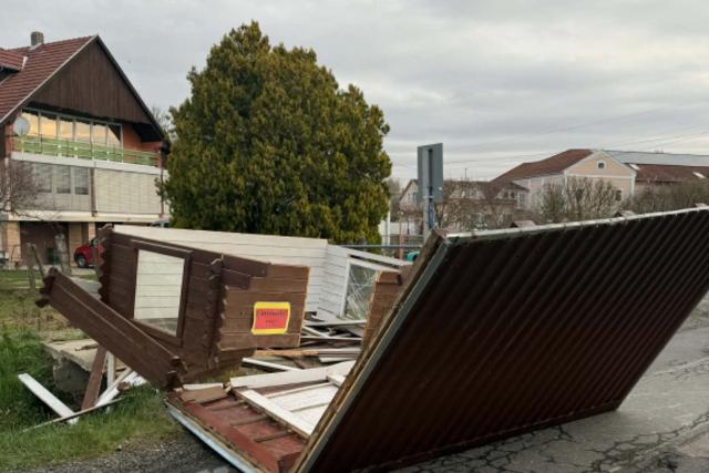 Megállás nélkül dolgoznak a tűzoltók