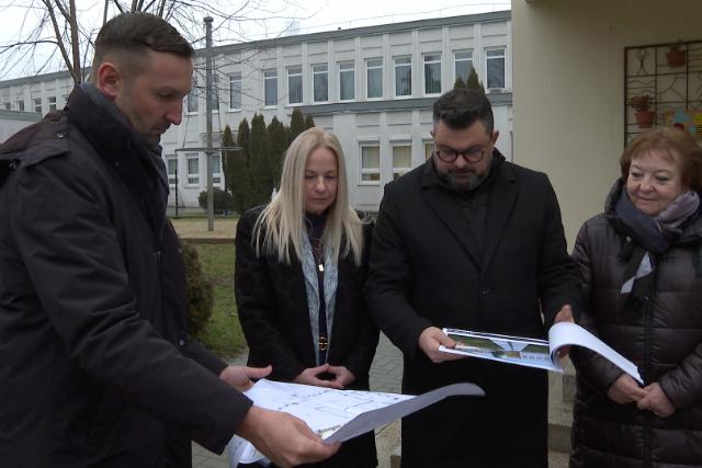 Napelemes rendszer a Kis utcában