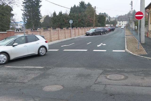 Megújult a Hoffhalter utca