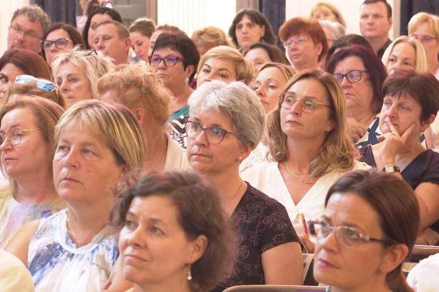 Tanévnyitó konferencia - A jövőben olyan szakmák jelennek meg, amelyek ma még nem léteznek