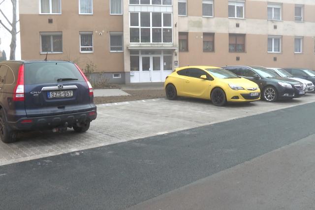 Elkészültek a parkolók