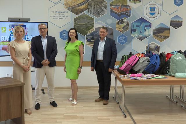 Egy táska esély: idén is segítik a zalai diákokat