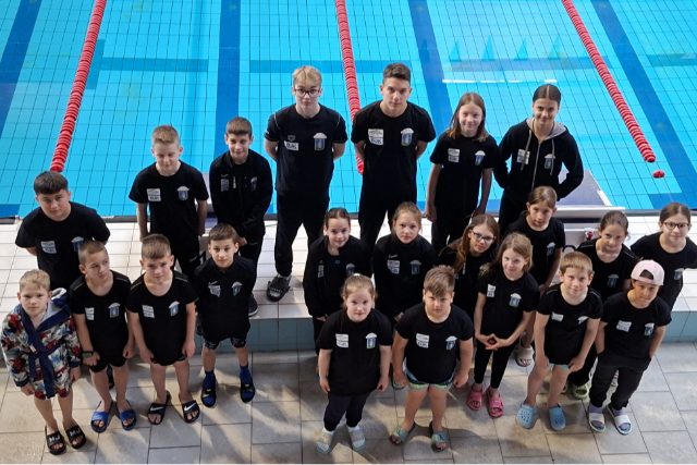 Taroltak a fiatal egerszegi úszók Kaposváron – az éremtábla élén végzett a Zalaco-ZÚK