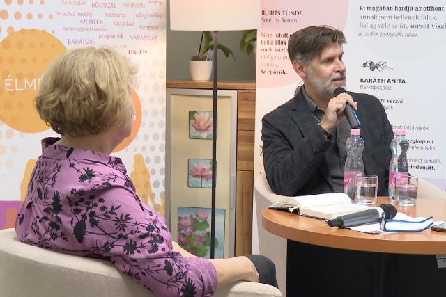 Nádas Péterre emlékeztek a Deák-könyvtárban