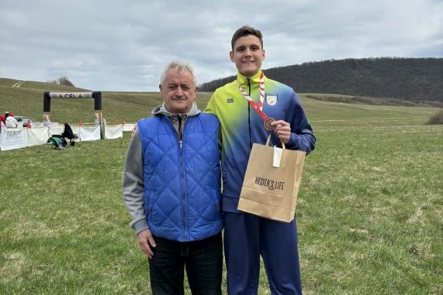 Bajnoki bronz Szentgálról – László Péter dobogón a hegyifutó ob-n